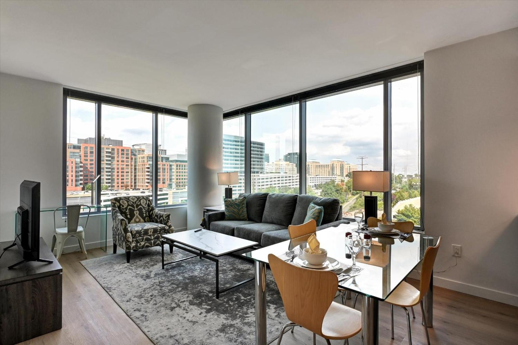 Global Luxury Suites At Town Center 레스튼 외부 사진