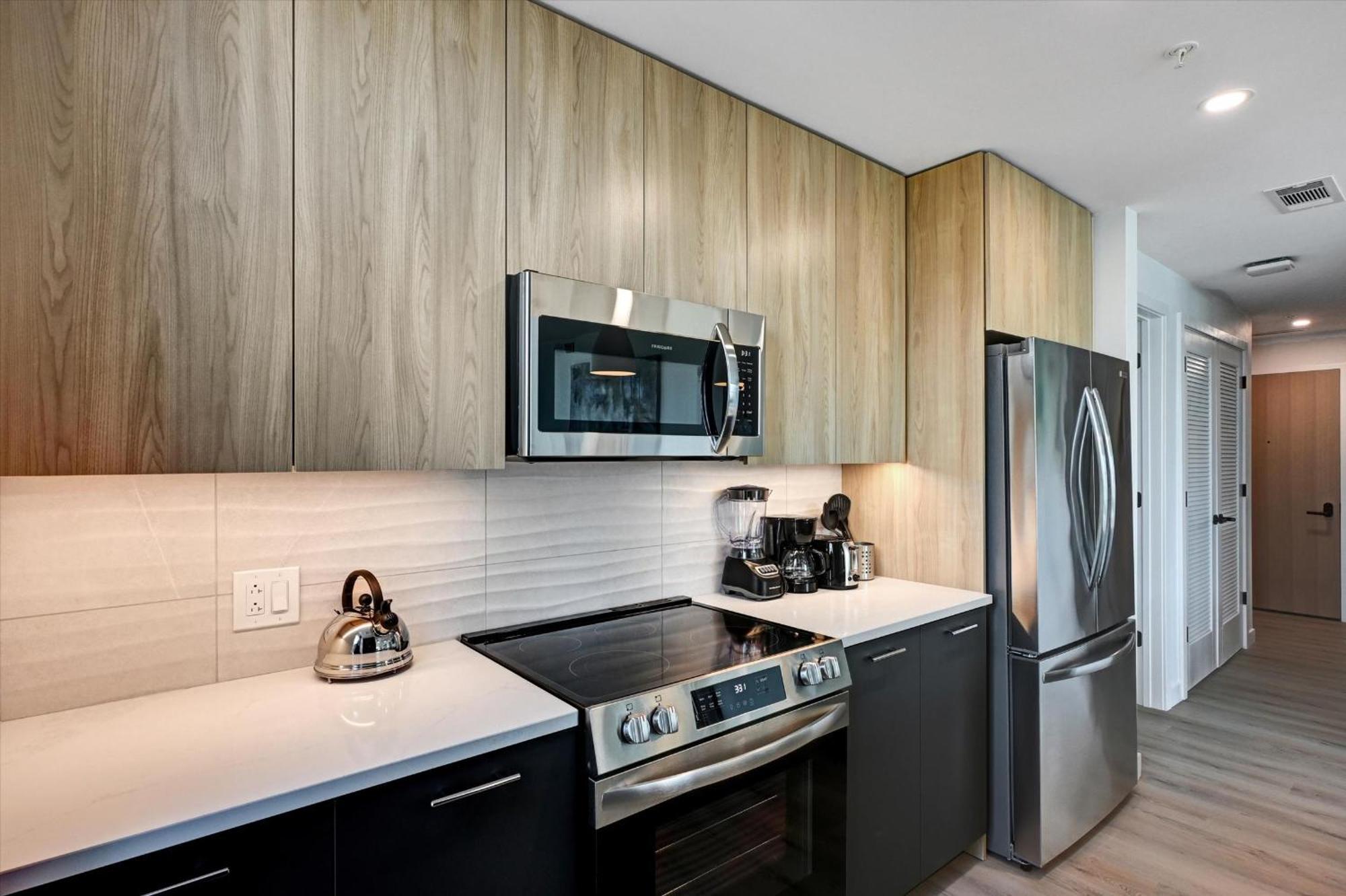 Global Luxury Suites At Town Center 레스튼 외부 사진